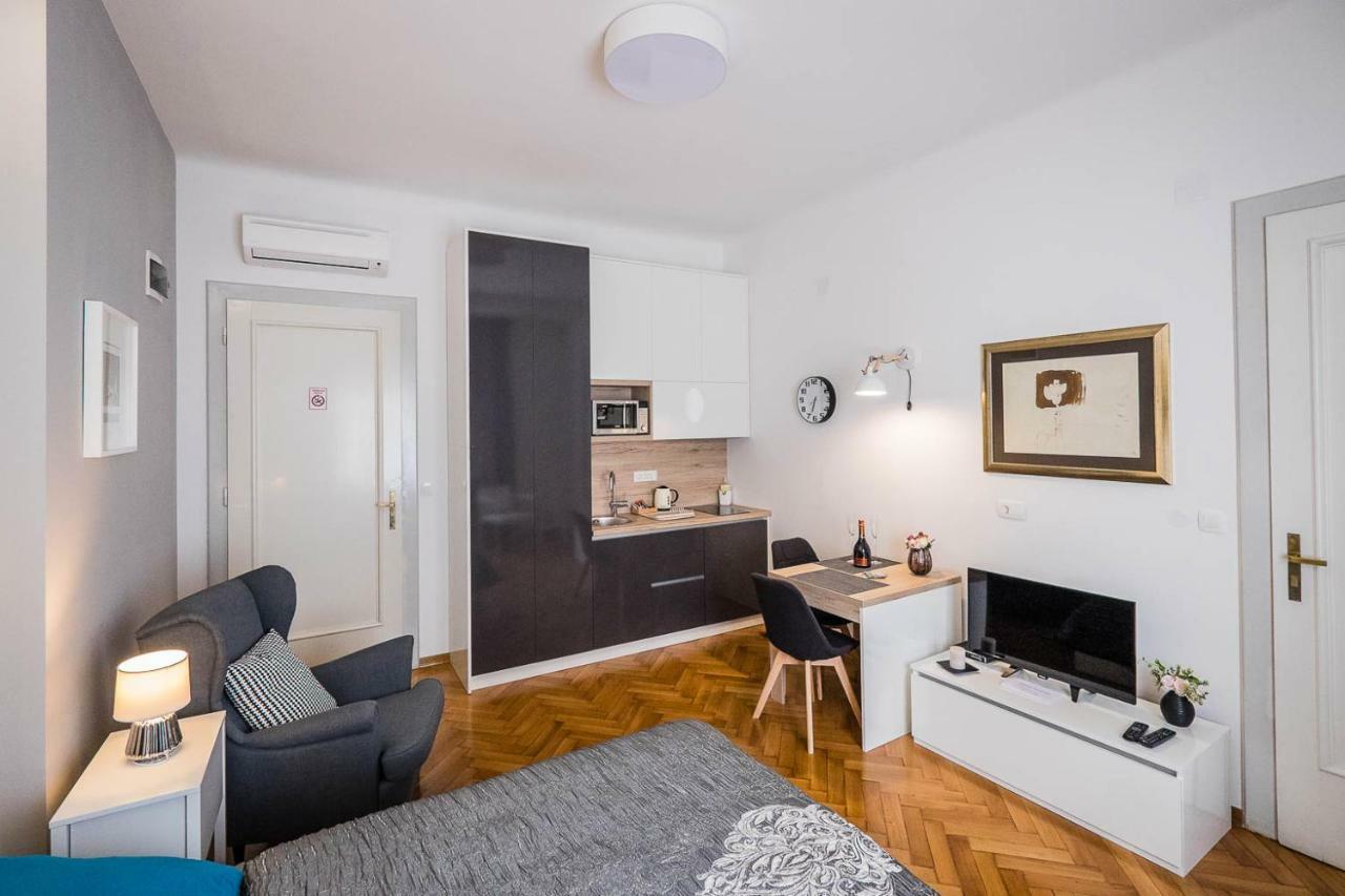 Caelestis Luxury Studio Zagreb Exterior photo